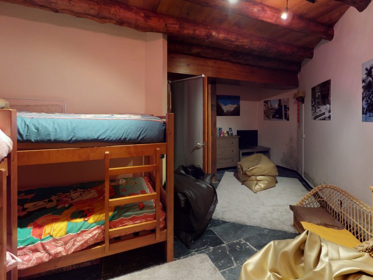 Bordes-D9-Bedroom (2).jpg