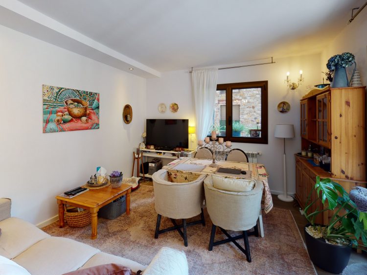 Pis-Sant-Julia-Living-Room.jpg