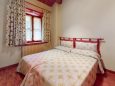 Bordes-DArinsal-Bedroom-10.jpg